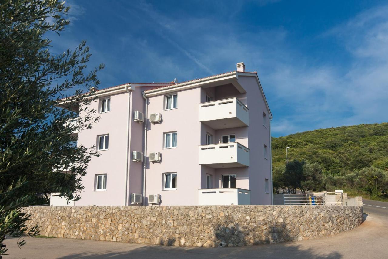 Apartments Kiara Punat Esterno foto